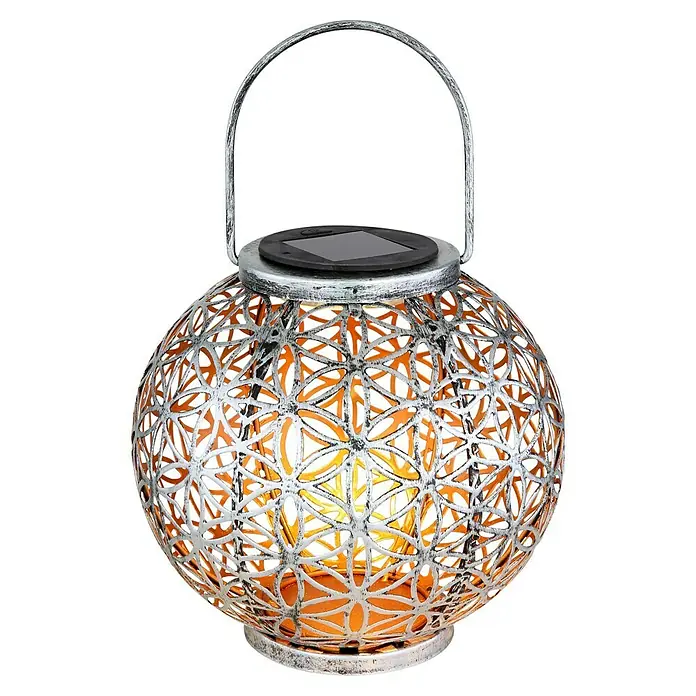 Globo Solar-Kugelleuchte - Warmweiß, 20,5 x 20,5 x 20,5 cm - Diese Solarleuchte in Kugelform mit kunstvollen Ausschnitten sorgt für warmes Licht und eine gemütliche Atmosphäre im Außenbereich.