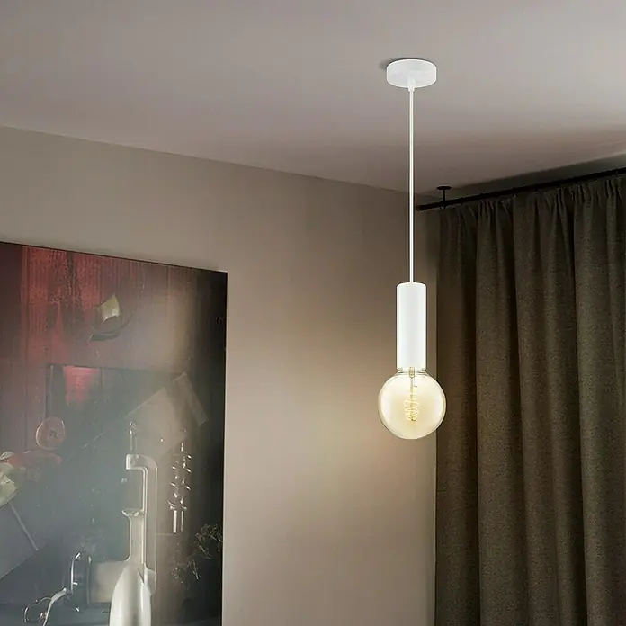 Home Sweet Home Pendelleuchte Saga - Weiß, 120 cm, 10 W, E27 - Minimalistische Pendelleuchte in Weiß mit einer klaren Glühbirne, die ein modernes Ambiente schafft.