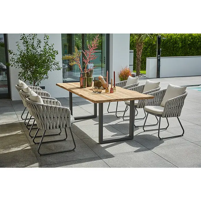 Sunfun Maja Gartenmöbel-Set - 8 -tlg., Teak/Edelstahl/Seilgeflecht, Teak/Grau/Beige, Baumkante/U-Gestell - Essgruppe im Freien mit Holztisch und sechs Seilsessel mit hellen Kissen.