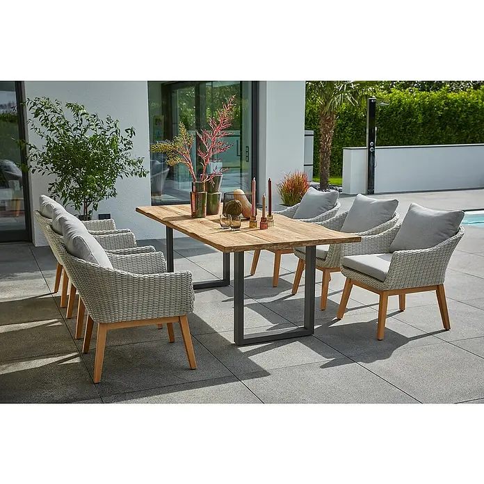 Sunfun Paula Gartenmöbel-Set XL - 8 -tlg., Baumkante/U-Gestell, Teak/Edelstahl/Polyrattan/Aluminium, Teak/Grau/Naturbraun - Einladender Essbereich im Freien mit einem Holztisch und sechs Rattanstühlen mit grauen Kissen, perfekt für Mahlzeiten im Freien.