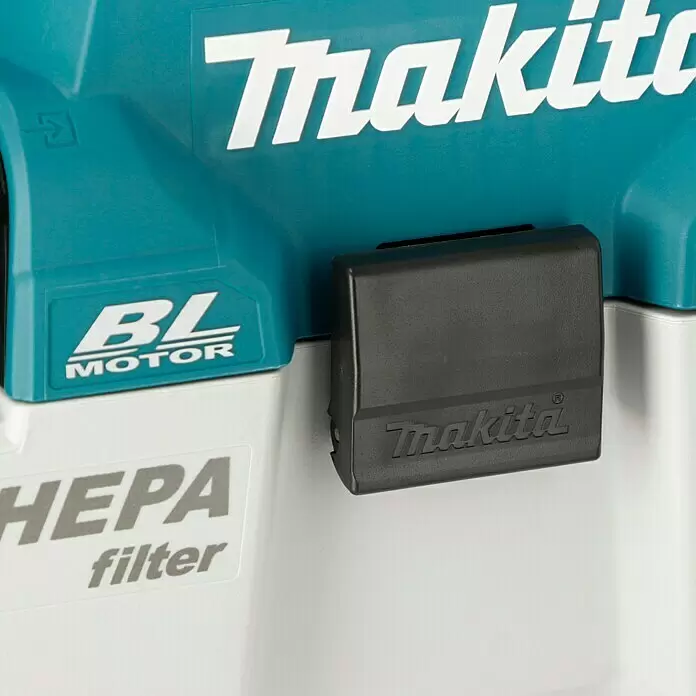 Makita LXT 18V Aspirador en seco y húmedo de batería DVC750LZX3 - 18 V, Sin batería, Volumen de recipiente: 7,5 l - Dispositivo Makita en turquesa y blanco con motor BL y filtro HEPA. Incluye un componente negro con logo Makita en relieve.