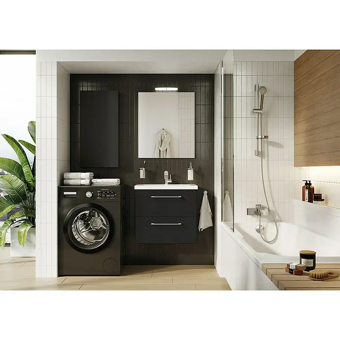 Riva Hängeschrank Compact/Vulcano40 x 12,6 x 80 cm, Schwarz - Moderne Badezimmergestaltung mit einer schwarzen Waschmaschine, einem Waschtischunterschrank und einer Badewanne mit Duschabtrennung.
