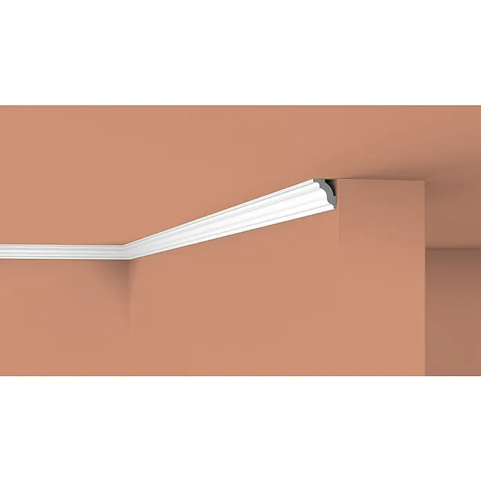 Nmc Decoflair Zierprofil Deckenleiste D4 - 2 Stk., 2 m x 30 mm x 35 mm, Extrudiertes Polystyrol (XPS) - Nahaufnahme einer stilvollen, weißen Deckenleiste, die die Ästhetik des Raumes betont und einen eleganten Übergang zwischen Wand und Decke schafft.