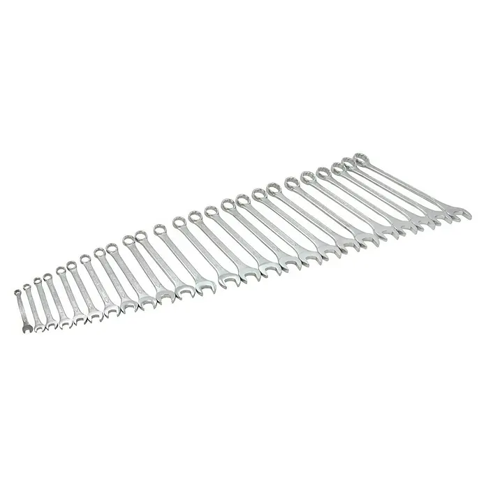 Alpha Tools Ringmaulschlüssel-Satz - Schlüsselweite: 6 mm - 32 mm - Ein Satz glänzender, silberner Schraubenschlüssel, die in einer Reihe aufgereiht sind, ein Werkzeug für jede Aufgabe.