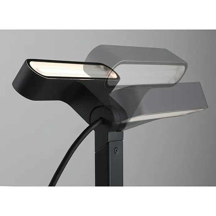 Paulmann Plug & Shine LED-Gartenspot Ito - 7,5 W, Warmweiß, L x B x H: 4 x 22,7 x 37,2 cm - Nahaufnahme einer modernen, verstellbaren schwarzen LED-Außenleuchte, die elegantes Design und Funktionalität für den Außenbereich vereint.
