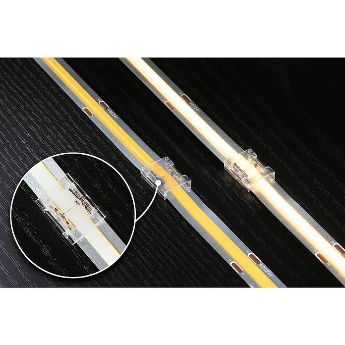 Paulmann MaxLED Set Full-Line COB ConnectorWeiß, Passend für: MaxLED Komponenten - Das Bild zeigt flexible COB LED Streifenverbinder für eine einfache und sichere Verbindung von LED-Bändern, ideal für individuelle Lichtlösungen.