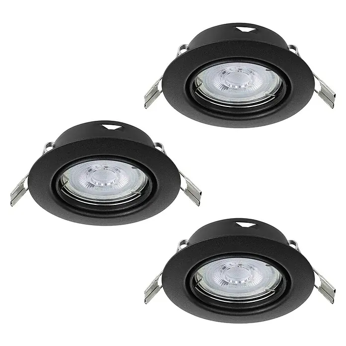 Eglo Einbauleuchten-Set MAZUBY - 5 W, Schwarz, Warmweiß - Drei schwarze Einbaustrahler mit runden Fassungen und silbernen Befestigungsklammern auf schwarzem Hintergrund.