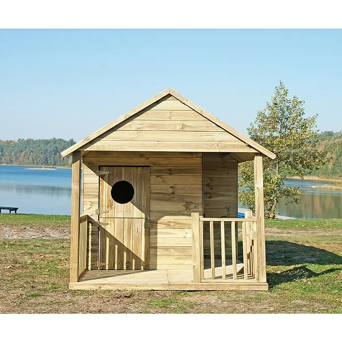 Spielhaus Florian - L x B x H: 170 x 270 x 171 cm, Holz, Natur - Dieses Bild zeigt ein charmantes Holzspielhaus mit einer kreisförmigen Türöffnung, ideal für fantasievolles Spielen im Freien.
