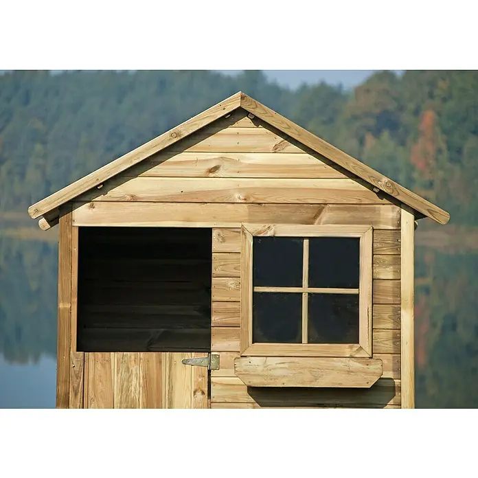 Spielhaus Matthias - L x B x H: 126 x 112 x 157 cm, Holz, Natur - Nahaufnahme eines hölzernen Spielhauses mit Giebeldach, Fenster mit Fensterkreuz und einer kleinen Tür, ideal für Kinderspiel im Freien.