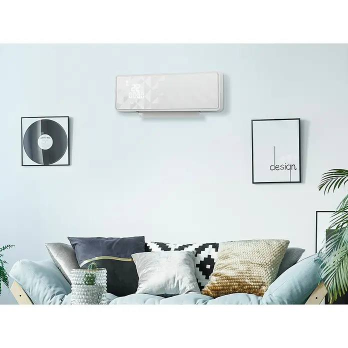 Purline Calefactor de aire HOTI M90 - 2.000 W, Blanco - Un salón moderno con un elegante aire acondicionado blanco montado en la pared, garantizando una temperatura confortable.