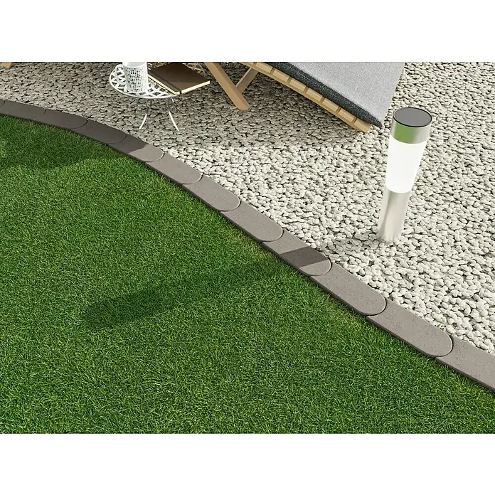 Christoph Mähstein - 22 x 10 x 4,5 cm, Grau, Beton - Rasenkante aus grauem Kunststoff für eine klare Trennung von Rasen und Kiesflächen im Garten.