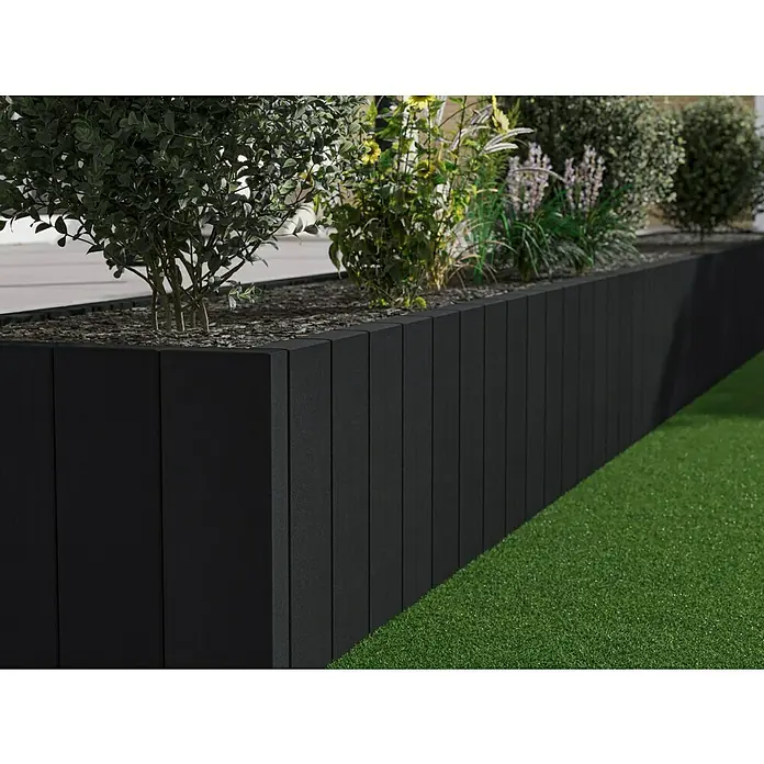 Diephaus Rechteckpalisade Mini - Anthrazit, 8 x 20 x 90 cm, Beton - Erhöhter, stilvoller Pflanzkasten aus dunklem Holz mit dekorativen Pflanzen und grüner Rasenfläche. Ideal für Garten- und Terrassengestaltung.