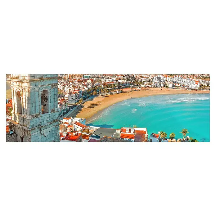 Cuadro Castillo Papaluna - Castillo Papaluna, An x Al: 120 x 40 cm, 1 pzs. - Impresionante toma de una ciudad costera con un campanario prominente con vistas a la vibrante costa de aguas turquesas.