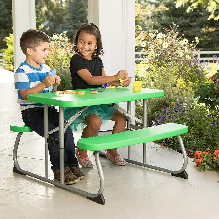 Lifetime Kinder-Picknicktisch - L x B x H: 83 x 90 x 54 cm, Polypropylen, Grün - Kinder spielen am grünen Kindertisch mit passender Bank. Das Set ist ideal für drinnen und draußen und fördert kreatives Spiel.