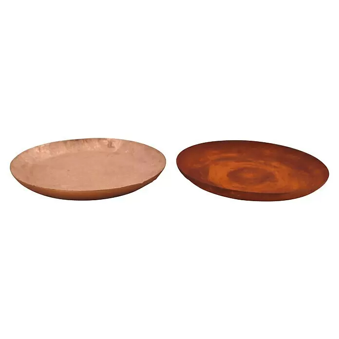 Deko-Tablett Rusty - 1 Stk., Farblich sortiert, Durchmesser: 20 cm, Eisen - Zwei flache, runde Schalen; eine hellbeige, eine dunkel rotbraun, aus Naturmaterial gefertigt.