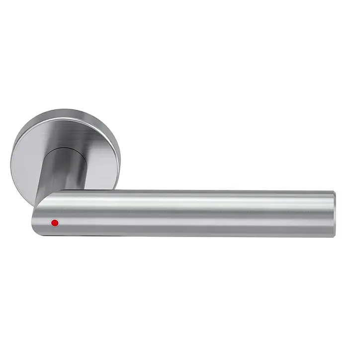 Diamond Doors Zimmertürgarnitur L-Form Premium Smart2Lock rechts - Stärke Tür: 38 mm - 45 mm, L-Form, Edelstahl matt, DIN Anschlag: Rechts, Passend für: Türen ohne Schlüssellochbohrung, Türen mit Schlüssellochbohrung benötigen zusätzlich eine Blindrosette - Nahaufnahme eines modernen, silberfarbenen Türgriffs mit einem eleganten, zylindrischen Design und einem dezenten roten Punkt als Akzent.