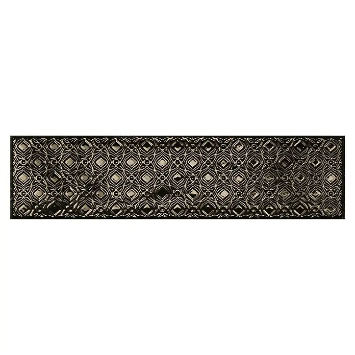 BHS Showroom Revestimiento de pared Rain Decor - 7,5 x 30 cm, Nero, Brillante - Primer plano de una rejilla ornamental metálica con un intrincado patrón geométrico repetido en blanco y negro.