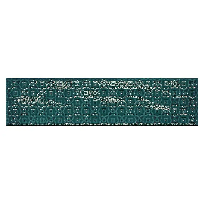 BHS Showroom Revestimiento de pared Rain Decor - 7,5 x 30 cm, Aquamarine, Brillante - Patrón de azulejo verdoso con acentos plateados. El diseño en relieve ofrece un aspecto elegante, ideal para baños o cocinas modernas.