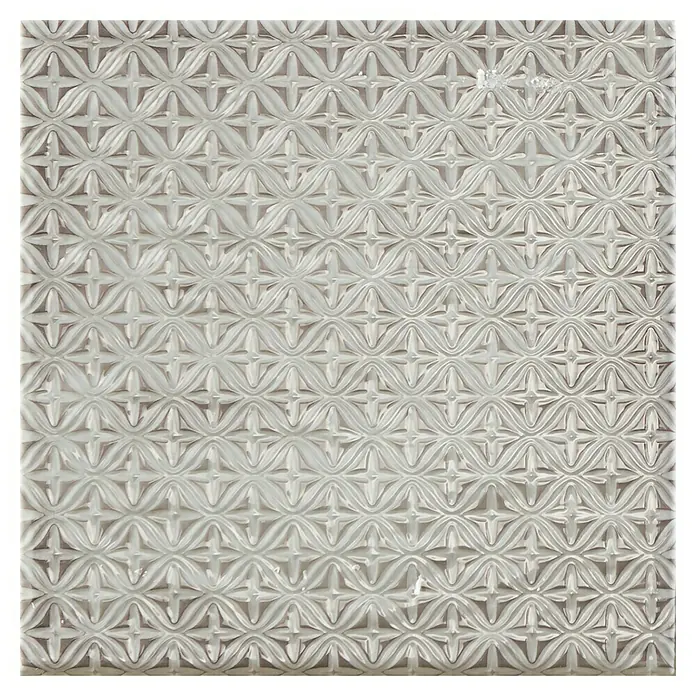 BHS Showroom Revestimiento de pared Rain Decor - 22,3 x 22,3 cm, Grigio, Brillante - Baldosa de cerámica blanca brillante, cuadrada y texturizada, con un delicado patrón floral en relieve, ideal para paredes o suelos.