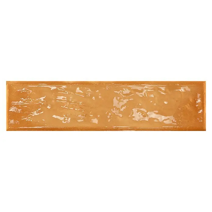 BHS Showroom Revestimiento de pared Rain - 7,5 x 30 cm, Kaki, Brillante - Un patrón de baldosas de cerámica rectangular brillante de color caramelo con texturas arremolinadas únicas, que agrega calidez a cualquier espacio.