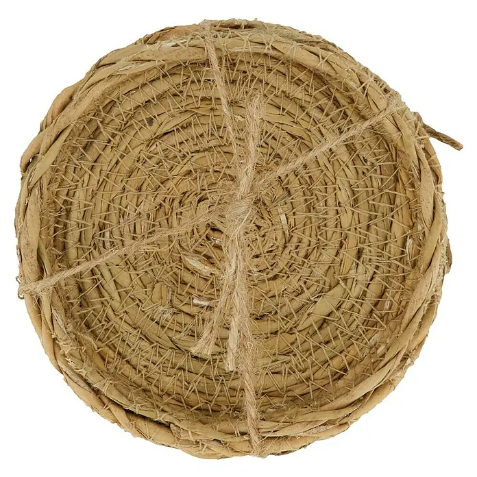 Untersetzer - 4 Stk., Durchmesser: 9 cm, Natur, Seegras - Nahaufnahme eines runden Stroh-Tischsets, zusammengebunden mit einer rustikalen Kordel, das die natürliche Textur und das schlichte Design hervorhebt.