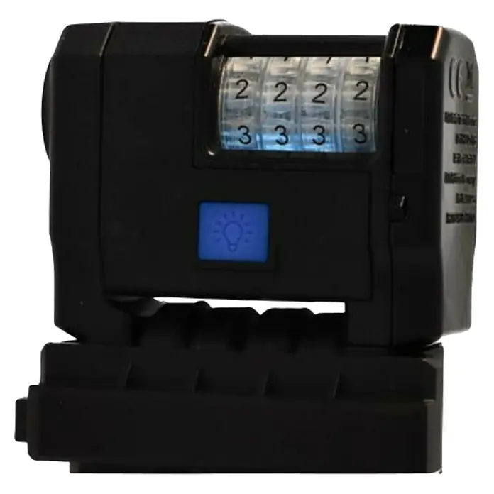 Fischer Faltschloss PROTEC PLUS+ FN110 - Länge: 110 mm - Nahaufnahme eines elektronischen Kombinationsschlosses mit Zahlencode und Lichtsymbol auf einem schwarzen Gehäuse.
