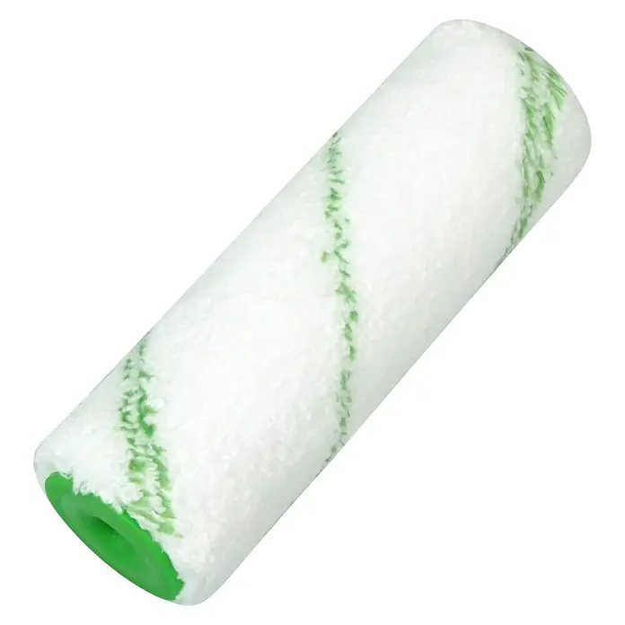 swingcolor Premium Lasurwalze XL - Breite Walze: 12 cm, Bügelstärke: 6 mm, Florhöhe: 5 mm - Nahaufnahme einer Farbwalze mit weißem Bezug und grünen Streifen, die für präzise Malerarbeiten geeignet ist.