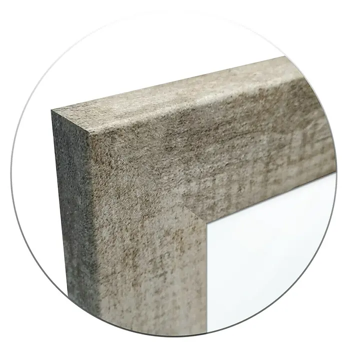 Espejo de pared Lincoln - 45 x 147 cm, Gris - Primer plano de un marco de fotos elegante con un acabado texturizado, perfecto para espacios modernos.
