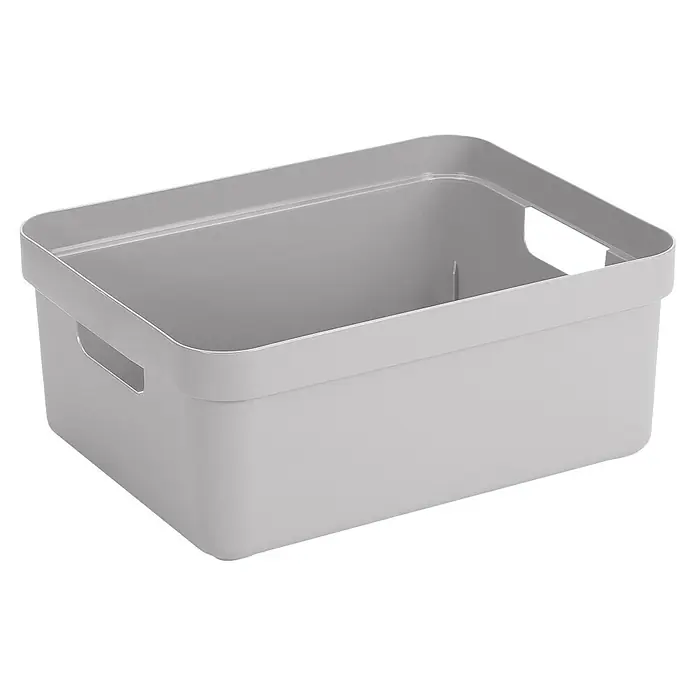 Sunware Aufbewahrungsbox Sigma Home - L x B x H: 44,5 x 34,5 x 18,3 cm, Kunststoff, Hellgrau - Nahaufnahme eines grauen, rechteckigen Aufbewahrungskorbs mit Griffen für einfache Handhabung und Organisation von Gegenständen.