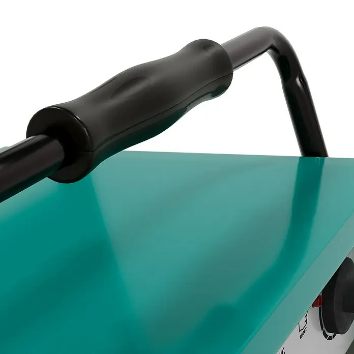 Voltomat HEATING Bauheizer - 4.500 W - 9.000 W, Nennspannung: 400 V, Grün/Schwarz, IP24 - Nahaufnahme eines Dampfglätters in Türkis mit schwarzem Griff, der für eine komfortable Handhabung entworfen wurde.