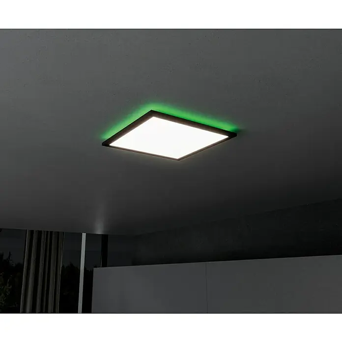 Brilliant LED-Deckenleuchte Tanida - 20 W, L x B x H: 29,5 x 29,5 x 2,6 cm, Schwarz, Kaltweiß - Deckenleuchte mit quadratischem Design und indirekter grüner Beleuchtung, die eine moderne und stimmungsvolle Atmosphäre erzeugt.