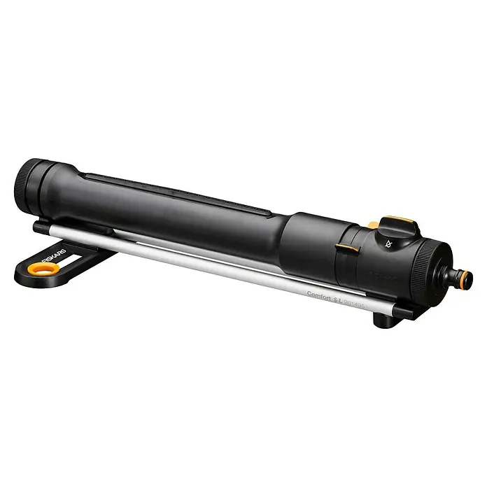 Fiskars Regner - Max. Regnerfläche: 300 m² - Fiskars Comfort S-L 201495 Regner: Das vielseitige Gerät für eine gleichmäßige Bewässerung Ihres Gartens. Einfache Einstellung der Sprühbreite.
