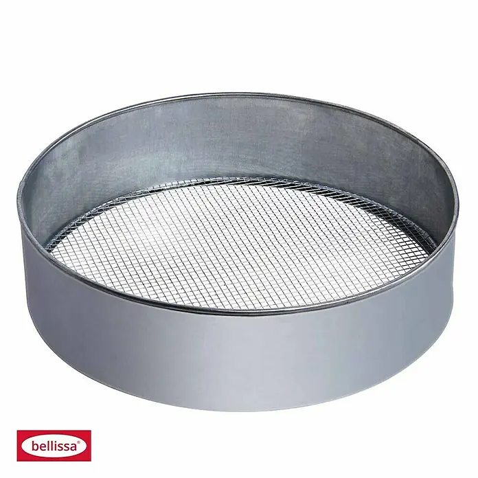 Bellissa Durchwurfsieb - 39 cm - Abgebildet ist ein rundes Mehlsieb mit feinem Drahtgeflecht und silberfarbenem Metallrahmen, ideal für das Backen.