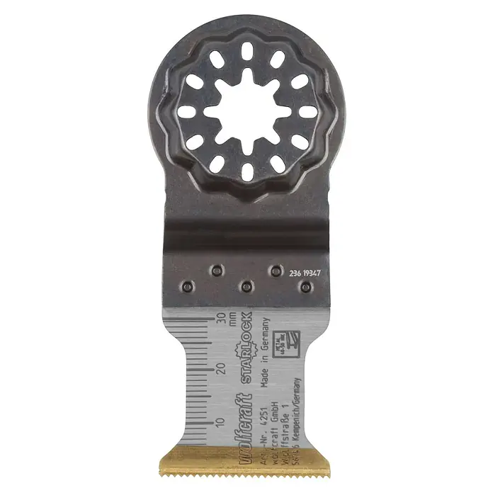 Wolfcraft Tauchsägeblatt HM TiN - 32 mm, 1 Stk. - Nahaufnahme eines Wolfcraft Starlock Oszillationssägeblatts, das für präzise Schnitte in verschiedenen Materialien entwickelt wurde. Robuste Konstruktion für zuverlässige Leistung.
