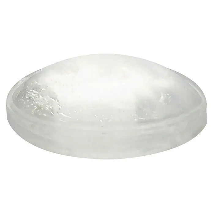 Wagner System Plastik-Gleiter - Ø x H: 8 x 2,2 mm, 24 Stk., Transparent - Ein Nahaufnahme eines durchsichtigen, gewölbten Kristalls oder Steins, der auf einem schwarzen Hintergrund liegt.