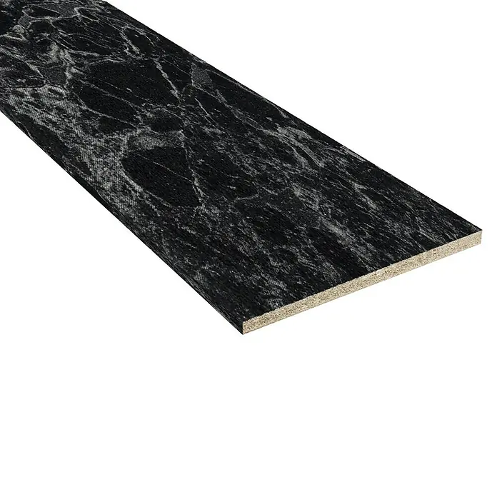 Resopal Basic Küchenarbeitsplatte nach Maß - Cape Noire, Stärke: 3,8 cm, Breite: 60 cm - Nahaufnahme einer eleganten, schwarzen Marmorplatte mit Maserung, ideal für stilvolle Innenraumgestaltung und hochwertige Oberflächen.