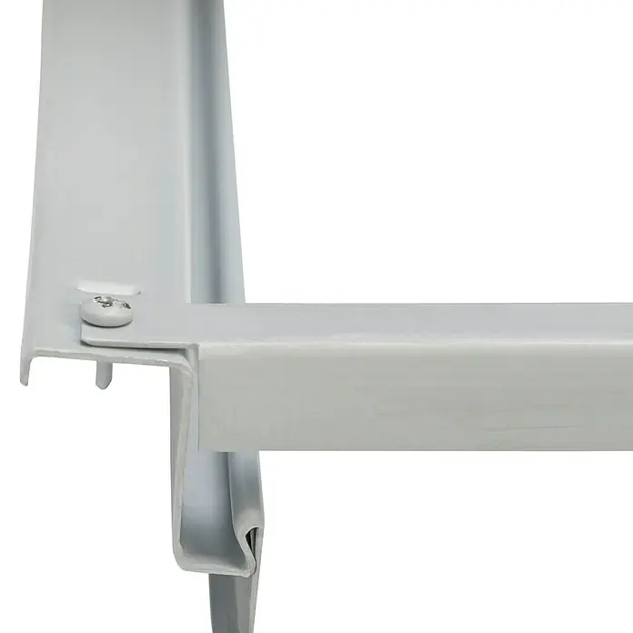 Hörmann Eckzarge - 87,5 x 200 cm - Nahaufnahme der Eckverbindung eines weißen Metallrahmens, der mit einer Schraube befestigt ist, ideal für Produktpräsentationen.