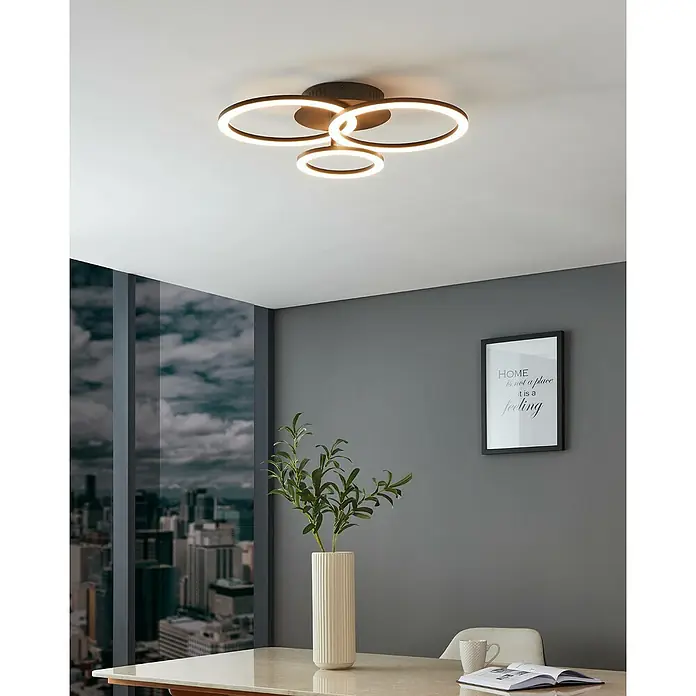 Eglo connect.z LED-Deckenleuchte PARRAPOS-Z - L x B x H: 545 x 445 x 90 mm, Dimmbar - Moderne Deckenleuchte mit drei überlappenden Ringen, die ein warmes, einladendes Licht spenden und jedem Raum einen Hauch von Eleganz verleihen.