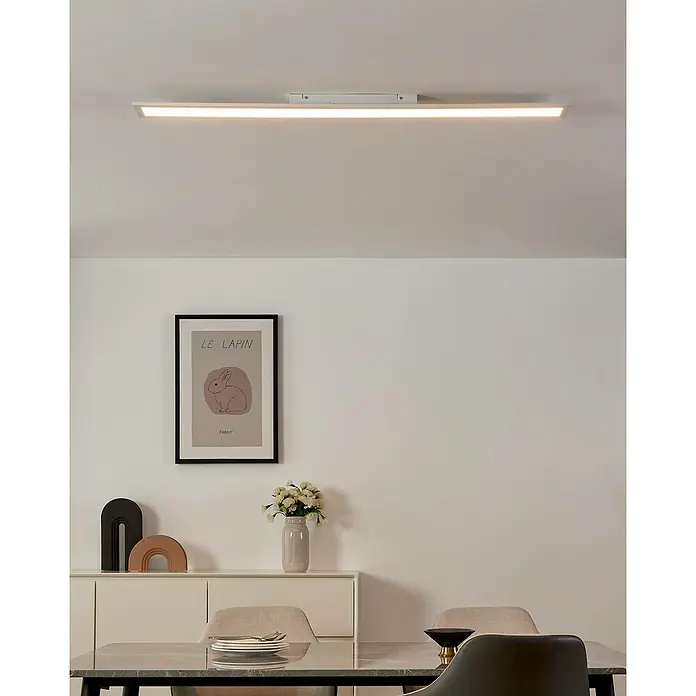 Eglo LED-Deckenleuchte Salobrena-Z - L x B x H: 1.200 x 100 x 45 mm, Weiß, Kunststoff - Modernes, lineares LED-Deckenlicht in einem minimalistischen Esszimmer, das für eine helle und gleichmäßige Ausleuchtung sorgt.