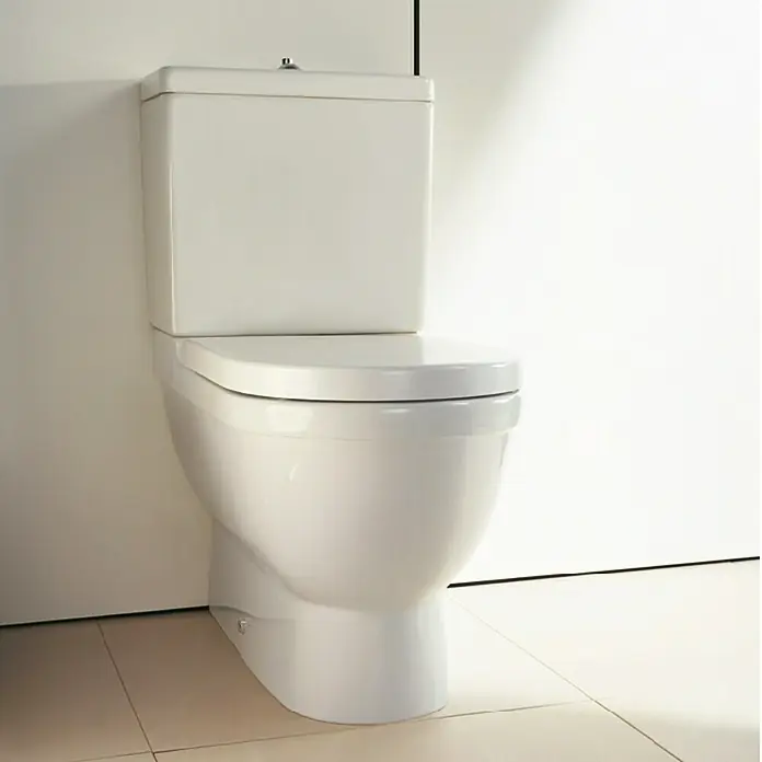 Duravit Starck 3 Spülkasten - Ohne Spezialglasur, Keramik, Weiß, Rechts - Nahaufnahme einer modernen, weißen Toilette mit Spülkasten, die ein elegantes Design und eine saubere Ästhetik für jedes Badezimmer bietet.