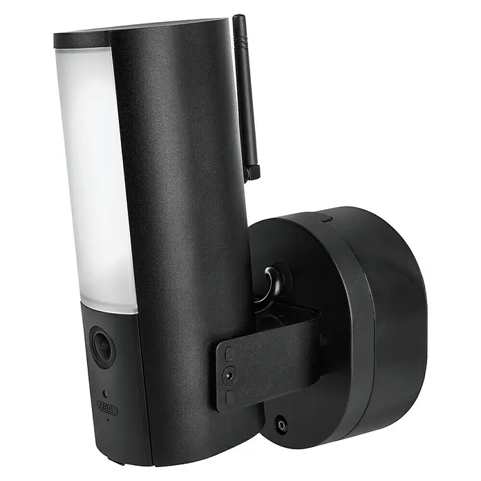 Abus Überwachungskamera PPIC46520 BK - IP66 - Bild einer schwarzen ABUS Überwachungskamera mit Licht, die für Sicherheit im Außenbereich sorgt.\n