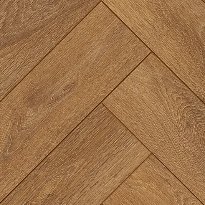 Krono Original Laminatmuster Herringbone Harlech Oak - 297 x 126 x 8 mm, Landhausdiele, Harlech Oak - Ein detailreiches Bild von Parkettboden mit Fischgrätmuster. Die warmen Farbtöne des Bodens bringen eine gemütliche Atmosphäre in jeden Raum.