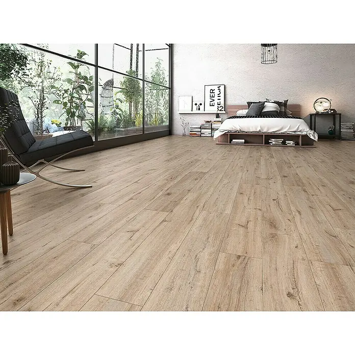 Classen Laminat 731-4 - Eiche Grau-braun, Landhausdiele, 1.286 x 194 x 7 mm - Helles, modernes Schlafzimmer mit Holzboden. Der Boden verleiht dem Raum Wärme und eine natürliche Ästhetik.