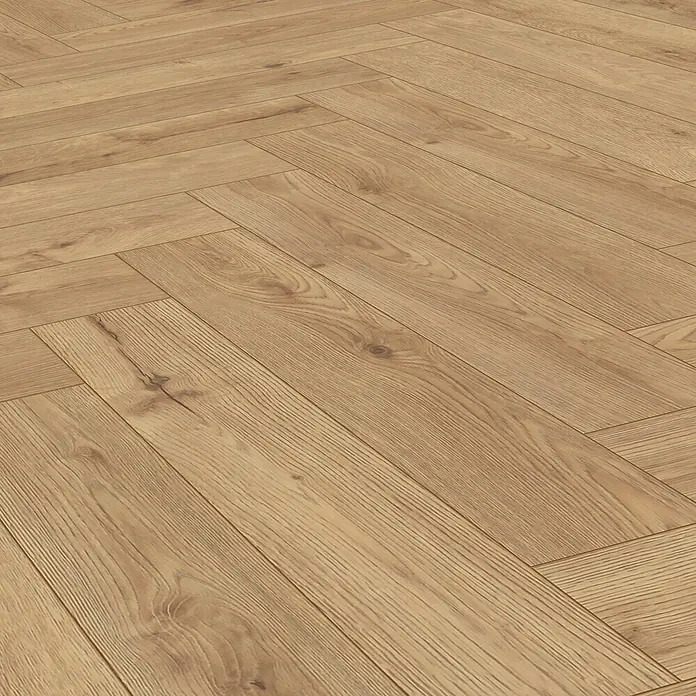 Krono Original Laminat Herringbone - Sundance Oak, Fischgrät, 630 x 126 x 8 mm - Detailaufnahme eines Holzparkettbodens im Fischgrätmuster, der eine warme und natürliche Atmosphäre ausstrahlt.