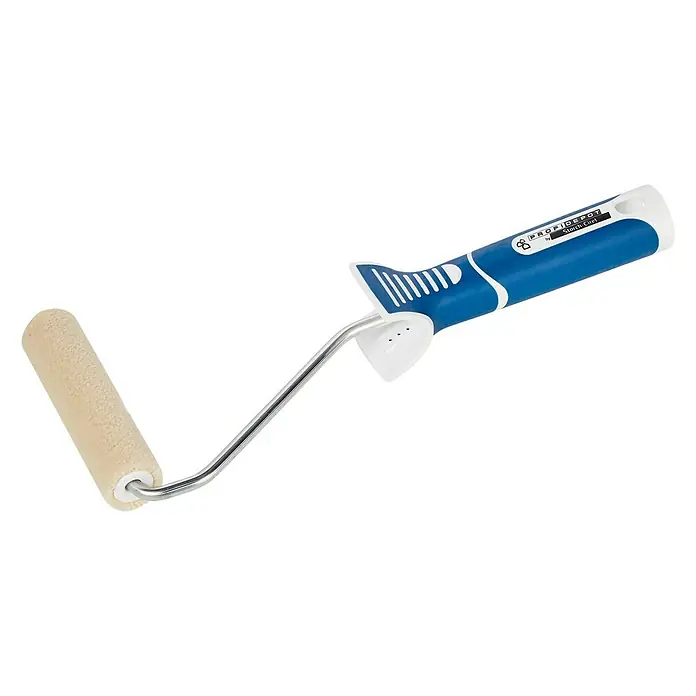 Profi Depot by Storch-Ciret Lackierroller K17 - Breite Walze: 10 cm, Bügelstärke: 6 mm, Bügellänge: 27 cm - Nahaufnahme eines kleinen Farbrollers mit blau-weißem Griff, ideal für präzise Farbaufträge auf kleineren Flächen.