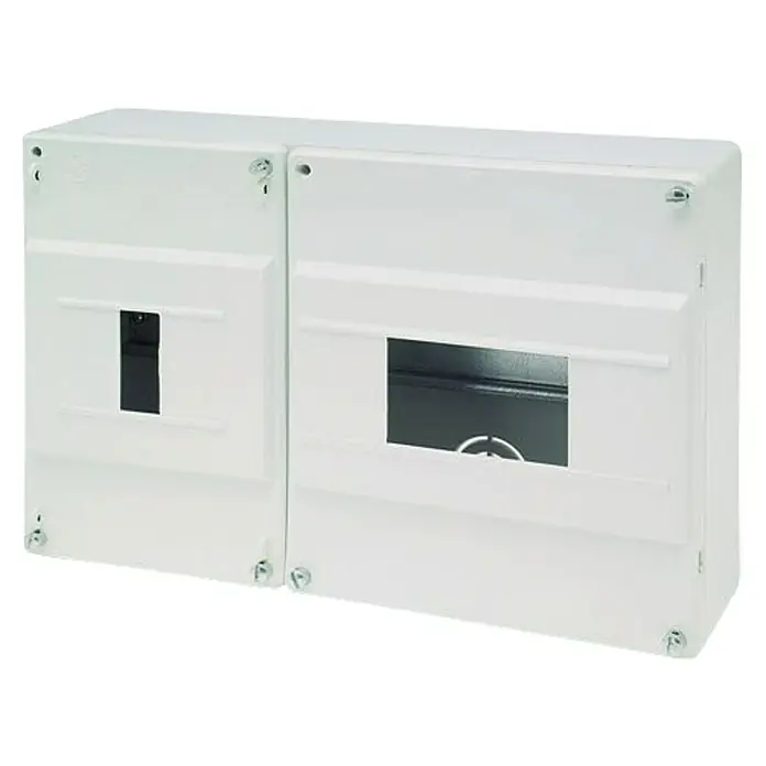 Famatel Cuadro eléctrico de superficie ICP32 - Número de hileras: 1 ud., 28,4 x 5,5 cm, Blanco, Número de módulos: 8 ud. - Pequeño distribuidor de superficie, una carcasa con un rebaje negro y otra con un rebaje más grande para recibir equipos.