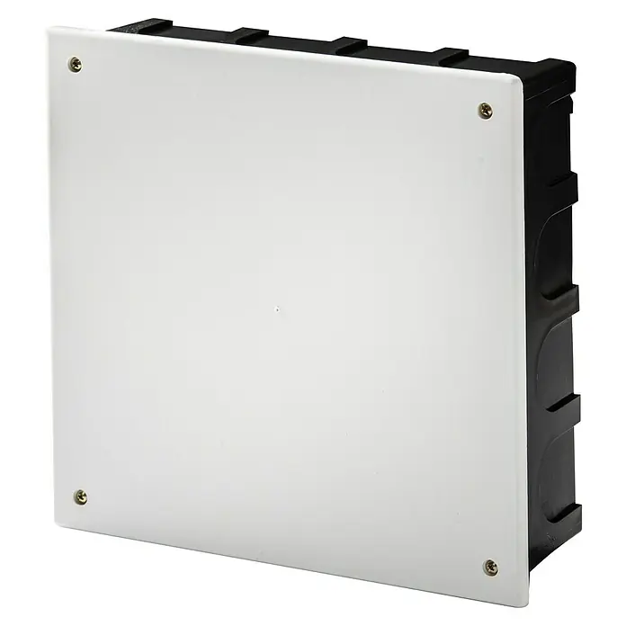 Famatel Caja de empotrar con tapa y tornillos - 20 cm x 20 cm x 60 mm, Con tapa, Blanco, 1 ud. - Toma de una caja de distribución blanca con parte trasera negra y cuatro tornillos para asegurar la tapa frontal.