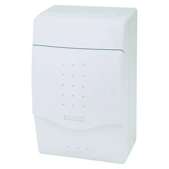 Famatel Cuadro eléctrico de superficie Nuova - Número de hileras: 1 ud., 12 x 10 cm, Blanco - Primer plano de un producto Haimatel blanco, posiblemente un dispositivo electrónico con teclado.