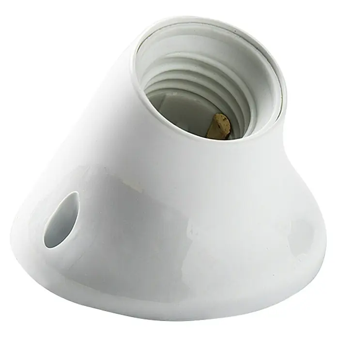 Famatel Casquillo para lámparas 178 - E27, Plástico, Blanco - Primer plano de un portalámparas blanco en ángulo con rosca E27 y dos orificios de montaje.