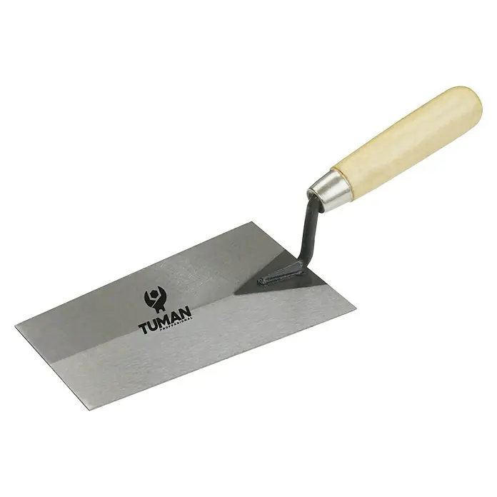 Paleta de albañil Norte - Largo: 180 mm - Primer plano de una llana de albañil con mango de madera, etiquetada "Tuman Professional", ideal para la construcción y proyectos de bricolaje.